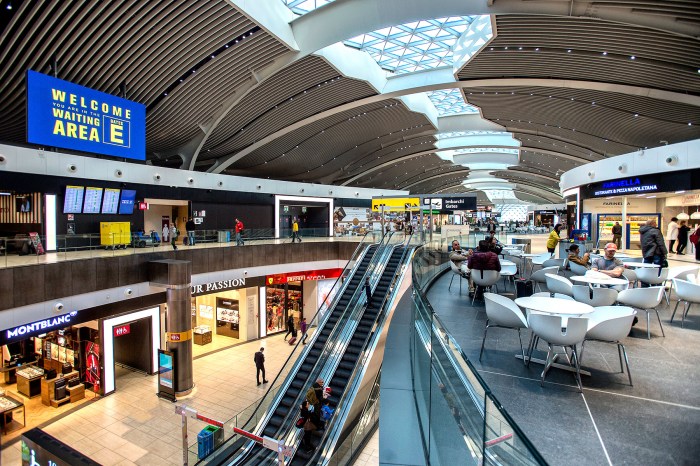 Fiumicino aeroporto vinci leonardo rome parcheggio venchi eletto miglior mobilita europa michelangelo cioccolateria gelateria apre scattidigusto