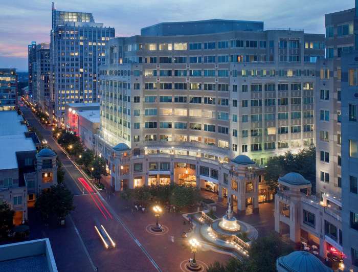 Hyatt reston regency hotel virginia town center hotels near