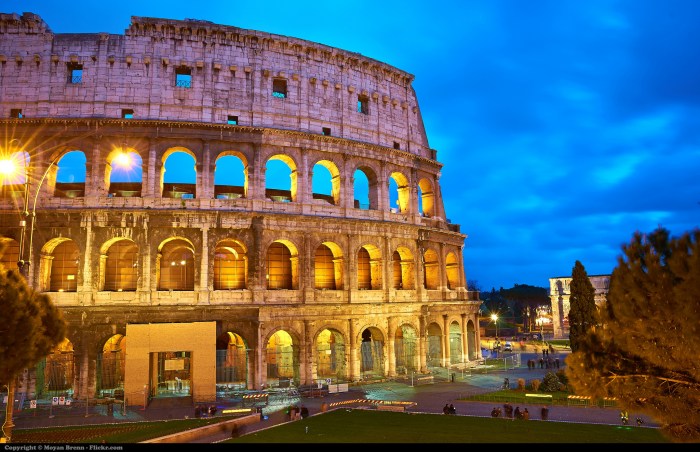 Colosseum roman rome history information sites