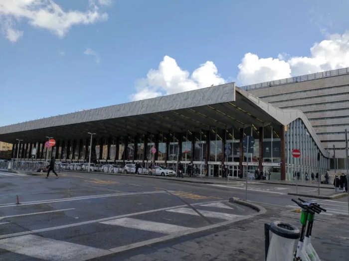 Rome central train station