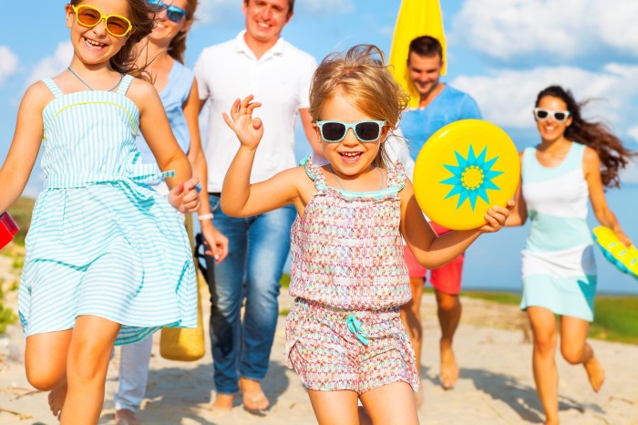 Holidaymakers strand answered vacanze siviaggia netmums