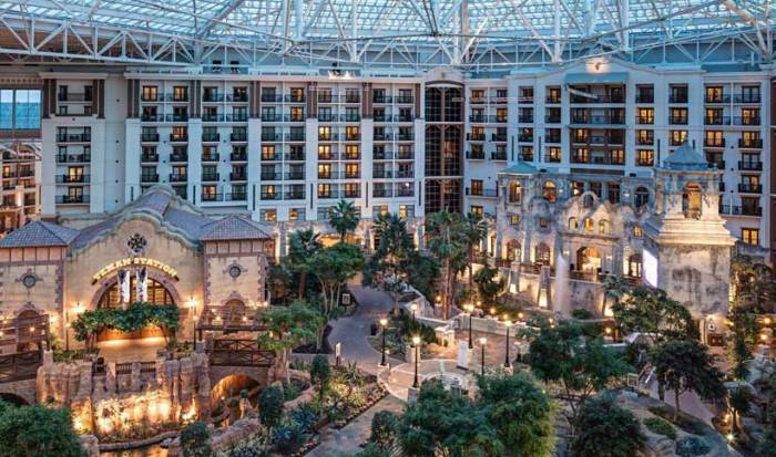 Gaylord hospitality marking expansive