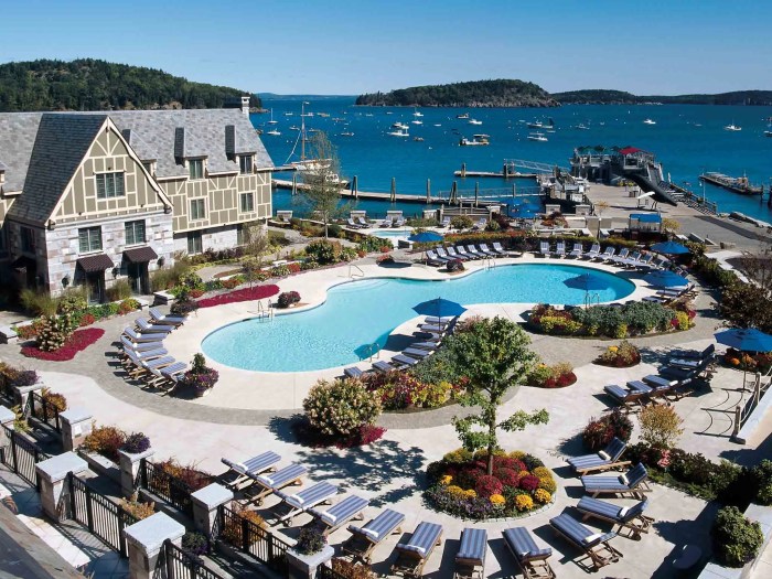 Maine bar hotel harbor harborside hotels desert mount spa harbour