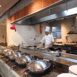 Hotel chains with full kitchens